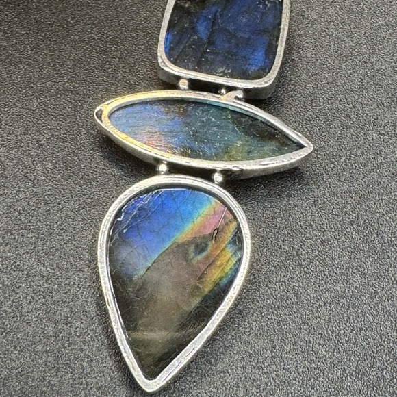 Fiery Labradorite 925 Silver Plated Pendant - Picture 2 of 6
